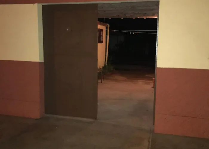 Casa De Campanha Chez Irene Nyaraló *